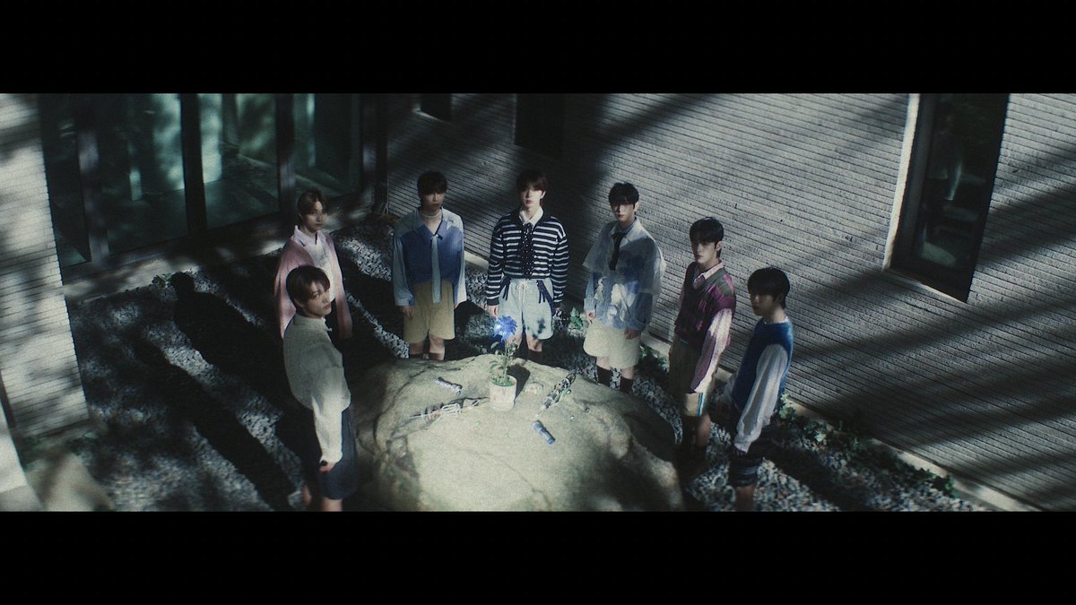 NEXZ_official's tweet photo. NEXZ(넥스지) "Starlight" Track Video Teaser

https://t.co/USoBKdhscE

▸ 2024.05.20 MON 6PM (KST)

#NEXZ #넥스지 #ネクスジ
#RidetheVibe #NEXZ_RidetheVibe
#Starlight #NEXZ_Starlight
#NEXZ_RTV #RTV
#NEXZ_RidetheVibe_Debut https://t.co/10DwsFLyXk