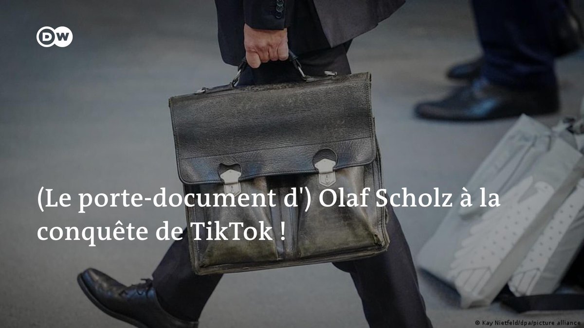 🇩🇪En images , le sac du premier ministre de la première puissance de l’Union européenne. Ce sac, Olaf Scholz le transporte en permanence depuis 40 ans . Un premier ministre qui inspire confiance dans la gestion de la chose publique. #Chezmoiaucongo