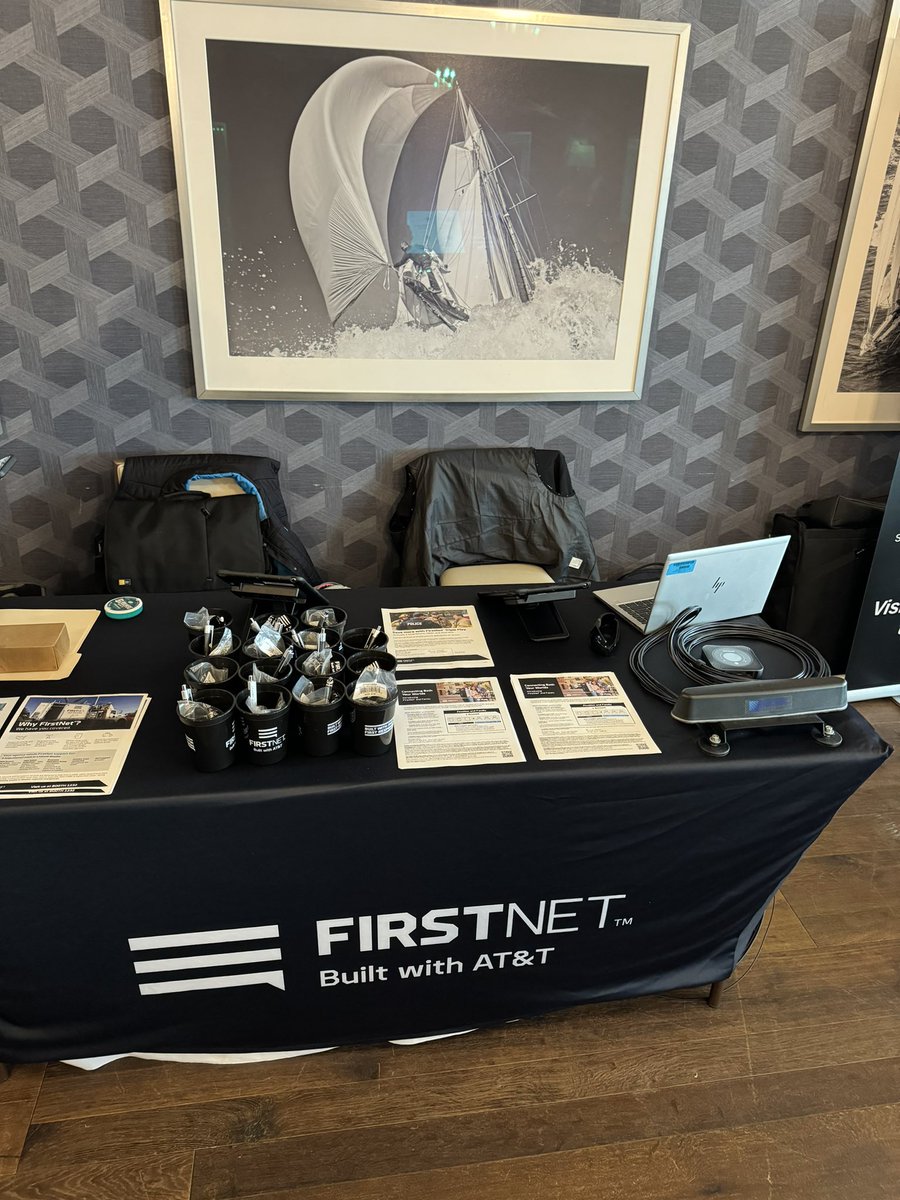 Billy Moan tweet media