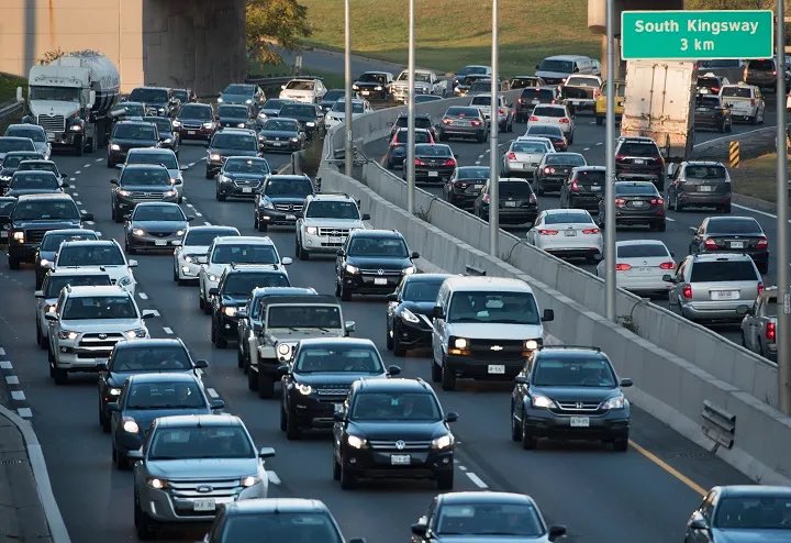 700m of Toronto's Gardiner Expressway now down to 2 lanes in each direction for the next 3 years.