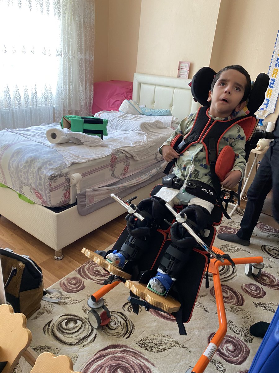 Bu prensin  bu yokuşuda geçeceğine inanıyor ve sizlerinde bu yokuşta Ömer’e desteğinizi rica ediyorum.130.000₺ için yüce gönlünüzle yavruma sahip çıkacağınıza inanıyorum.Allah sebep olanlardan razı olsun sadece rt yapmak bile sesimizi duyurmaya yeter. <a href="/sailinvestor/">S. Levent Makineci</a> <a href="/BlentSmer/">Bülent Sümer 🇹🇷</a>