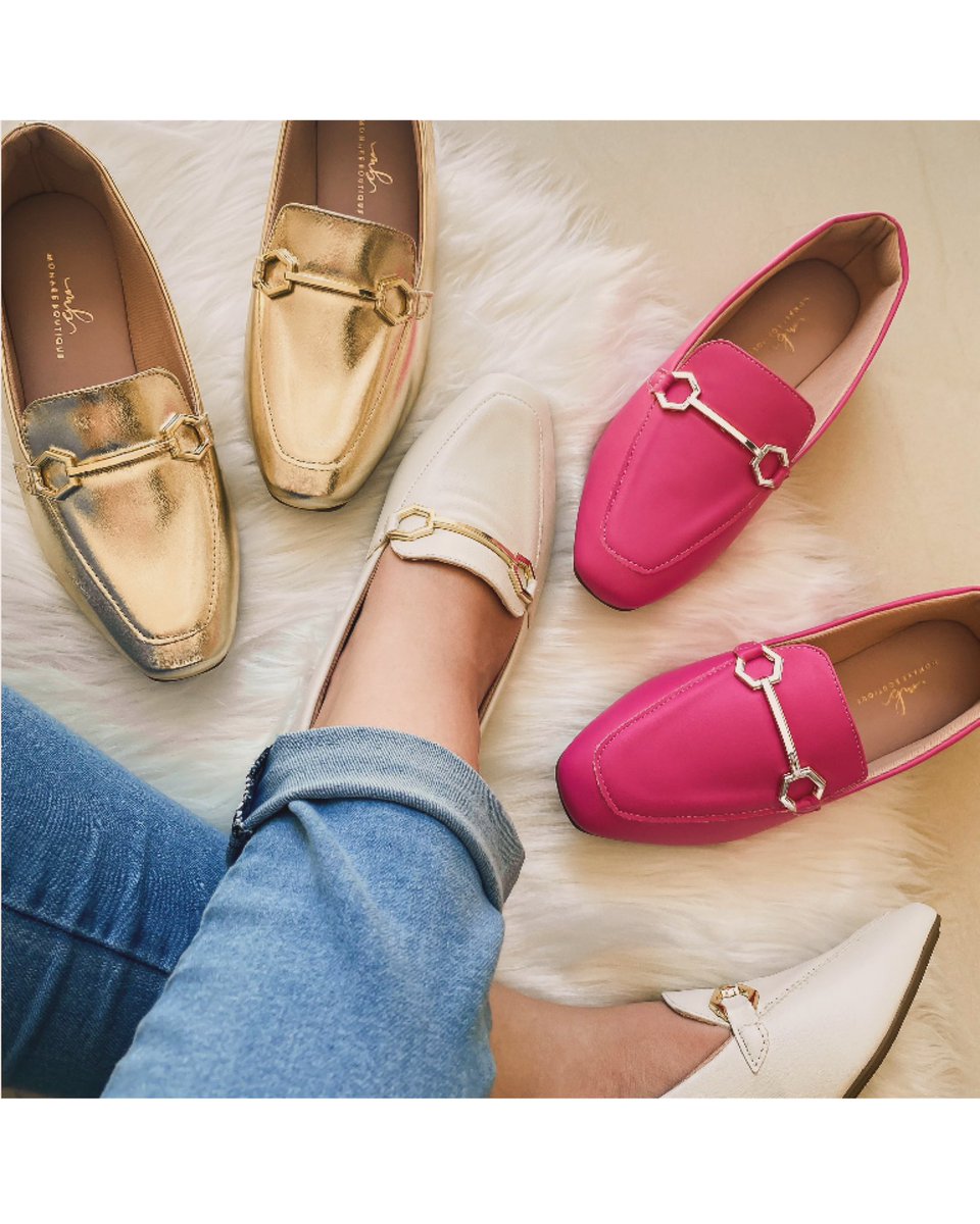 Sapatilha Mocassim Confortável Bico Quadrado com Detalhe Metalizado por R$59,90. 

Compre na Shopee agora! 

shope.ee/3fhjZVVYmx?sha…