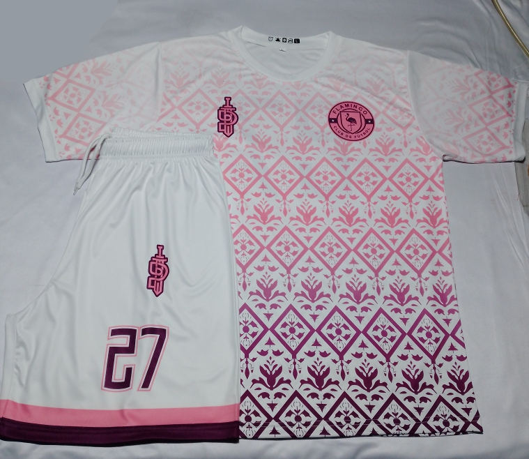 So I had this request for Flamingo Futbol Club last week and I was so happy with the third kit that I decided to have ordered IRL for myself 😍👕 Any custom kit can be made for real dropping a request on our website 🖥️fmcustomkits.com/proelium #FootballManager #FM24