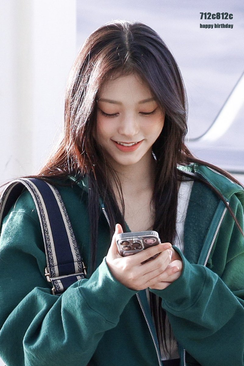 cyk2153's tweet image. 💚🍀🐸🥑

#오월의해피캣_해린데이 
#MEOW_HAERIN_DAY
