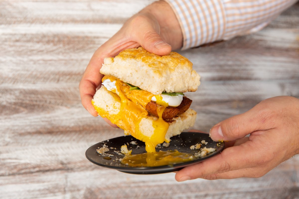 Fluffiness level: expert. 🍳 Happy #ButtermilkBiscuitDay! Rise to the occasion at Scratch Biscuit Kitchen: ow.ly/jtPM50RF5fh