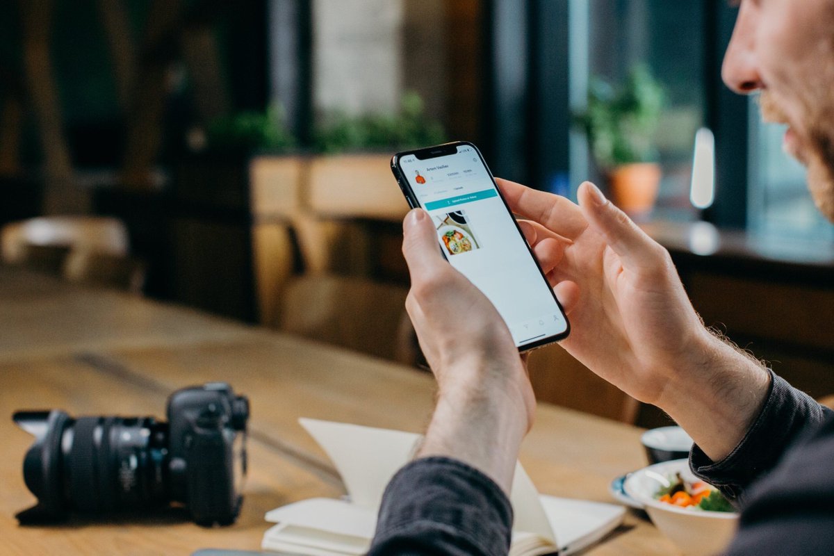 AlphaGammaHQ's tweet image. 5 ways to monetize your online presence with a webview app" by @EchelonCopy agtm.eu/3UmmDBx #online #webview