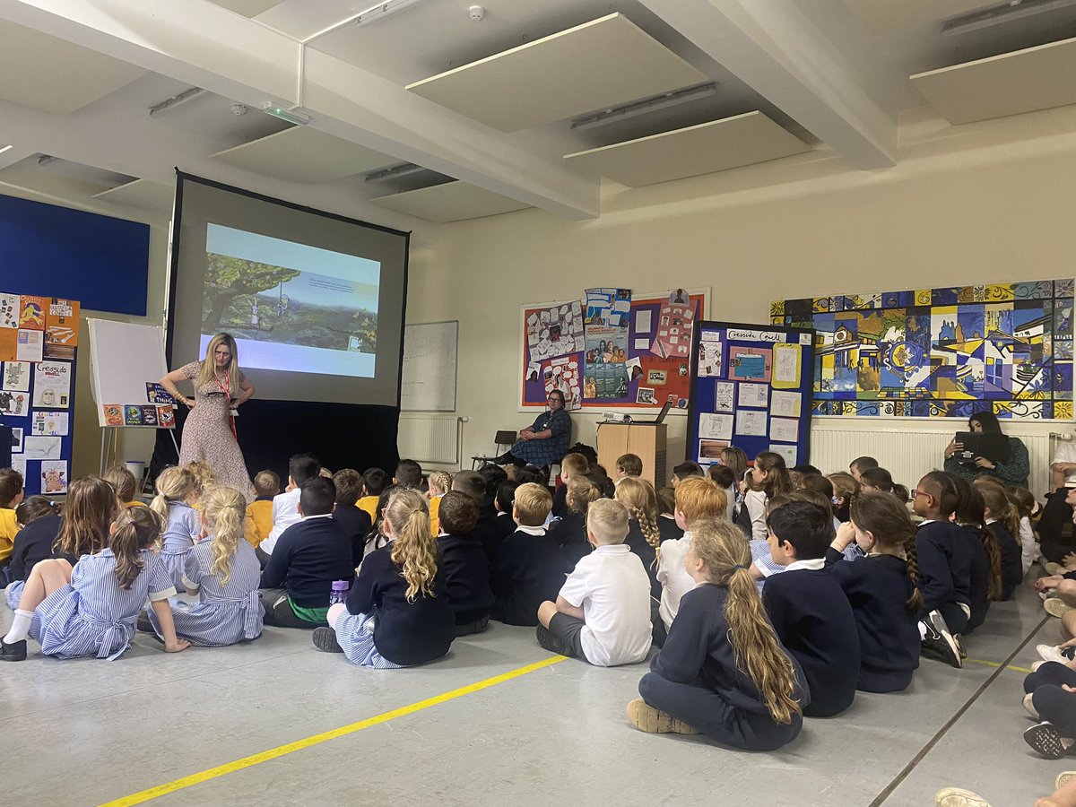 Wonderful day at Collegiate School with Glenfrome Primary in Bristol on the #WhichWayRoundtheGalaxy book tour… thankyou to both schools for being a lovely audience and to Storysmith Books for organising #❤️📚