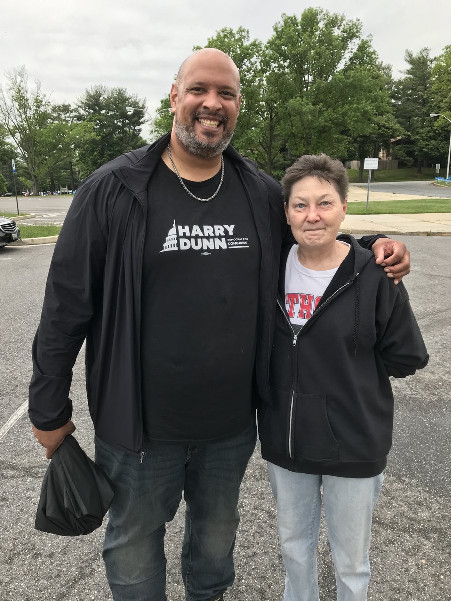 Quite literally, I walked across the street from my house to my polling place &... who do I see? My hero, Harry Dunn! I couldn't wait to vote for him. What a happy surprise to actually get to MEET him! Had I known he was there, I would have put on makeup! Go Harry!! @libradunn