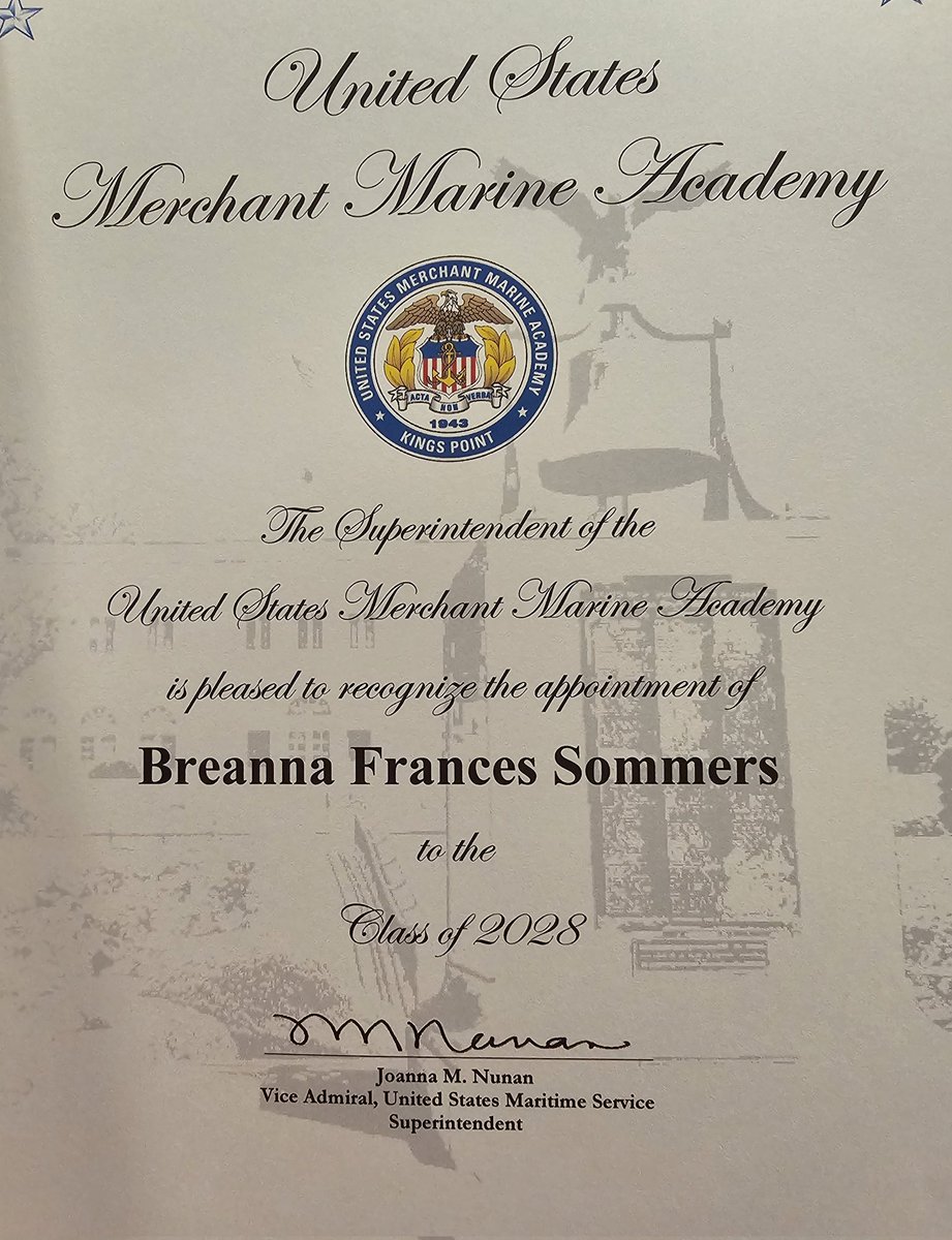 BeBeBBall1's tweet photo. This is all starting to get real 😬 Last night I received my Certificate of Appointment to the USMMA at the Hamilton HS Scholarship Award Night. Looking forward to my future beyond high school, which of course includes basketball 😊 #ClassOf2024 #USMMA #53DaysToGo #ActaNonVerba https://t.co/9Mk4O17lO6