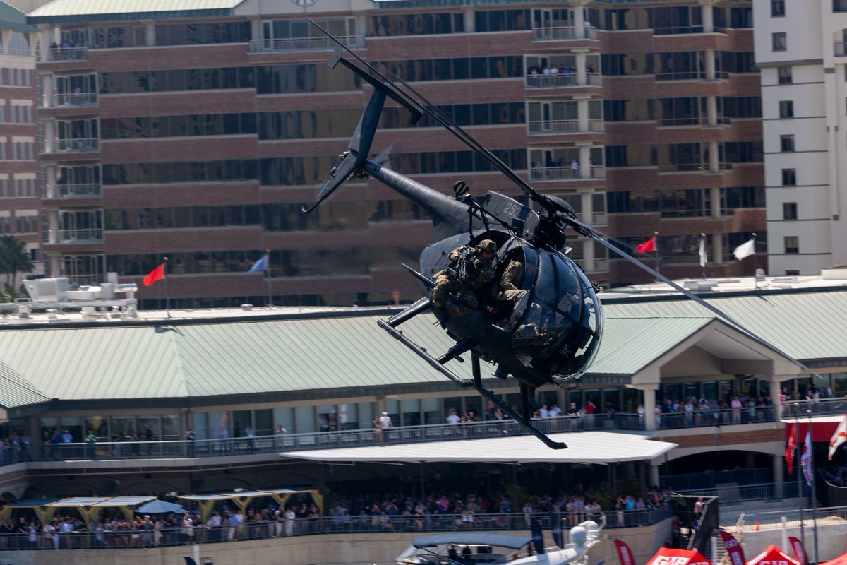 ¡Qué no molan ni ná los MH/AH-6 del #SOCOM! Aquí durante una exhibición realizada con motivo de la Special Operations Forces Week 2024 en Tampa, Florida dvidshub.net/image/8393065/… #MH6 #AH6