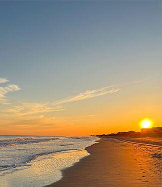 For those who return to the Crystal Coast year after year, the allure of its spectacular sunsets becomes an anticipated highlight.

Read the full article: 5 Reasons to be Thankful on the Crystal Coast
▸ lttr.ai/AQOZL

#Thankful #PristineBeaches #CrystalCoast