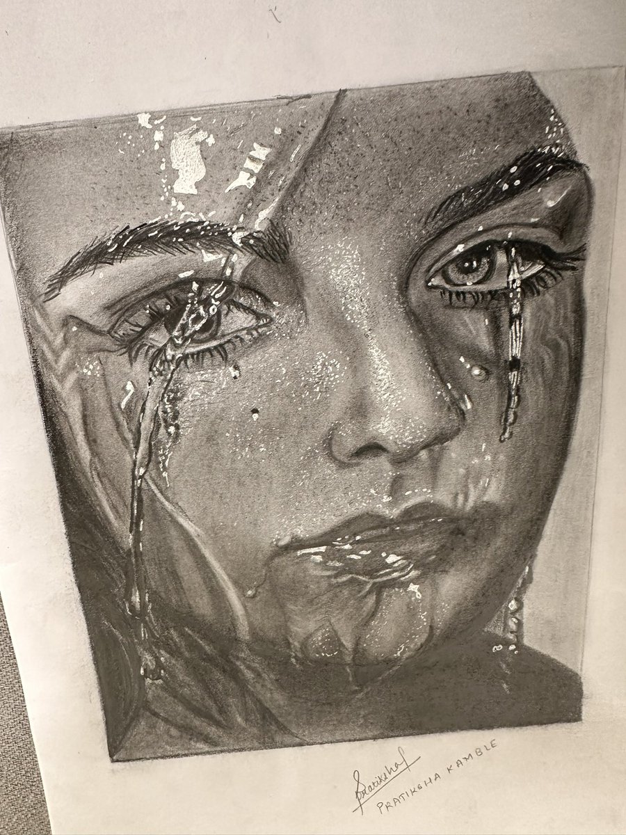 'Blown away by the perfection in our Bioinformatician Pratiksha's sketch! The way she captured the water over the girl's face is so real and beautiful. #Bioinformatics #Art' @Nucleome