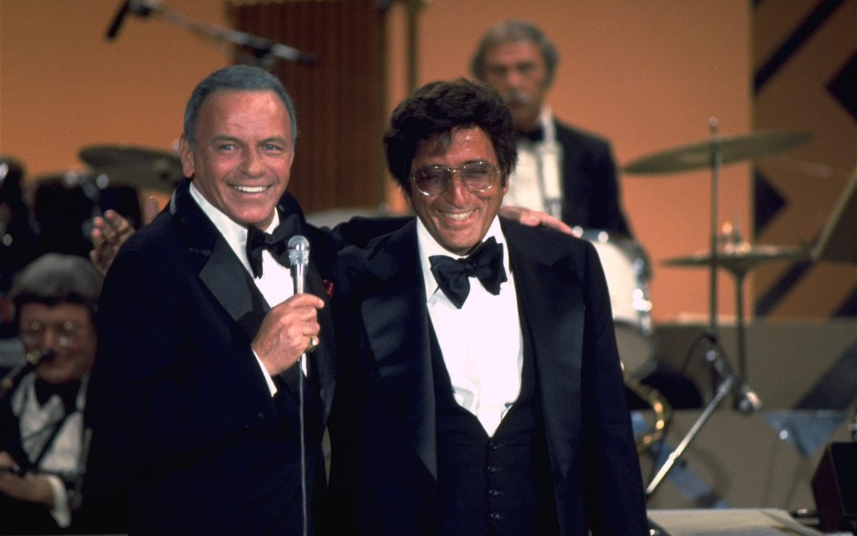 Remembering Frank Sinatra on the anniversary of his passing. Tony once said, 'I was his favorite, and he was my favorite, and I couldn't get over it, because he was a phenomenal artist, a beautiful singer, and a great person.' 🎶