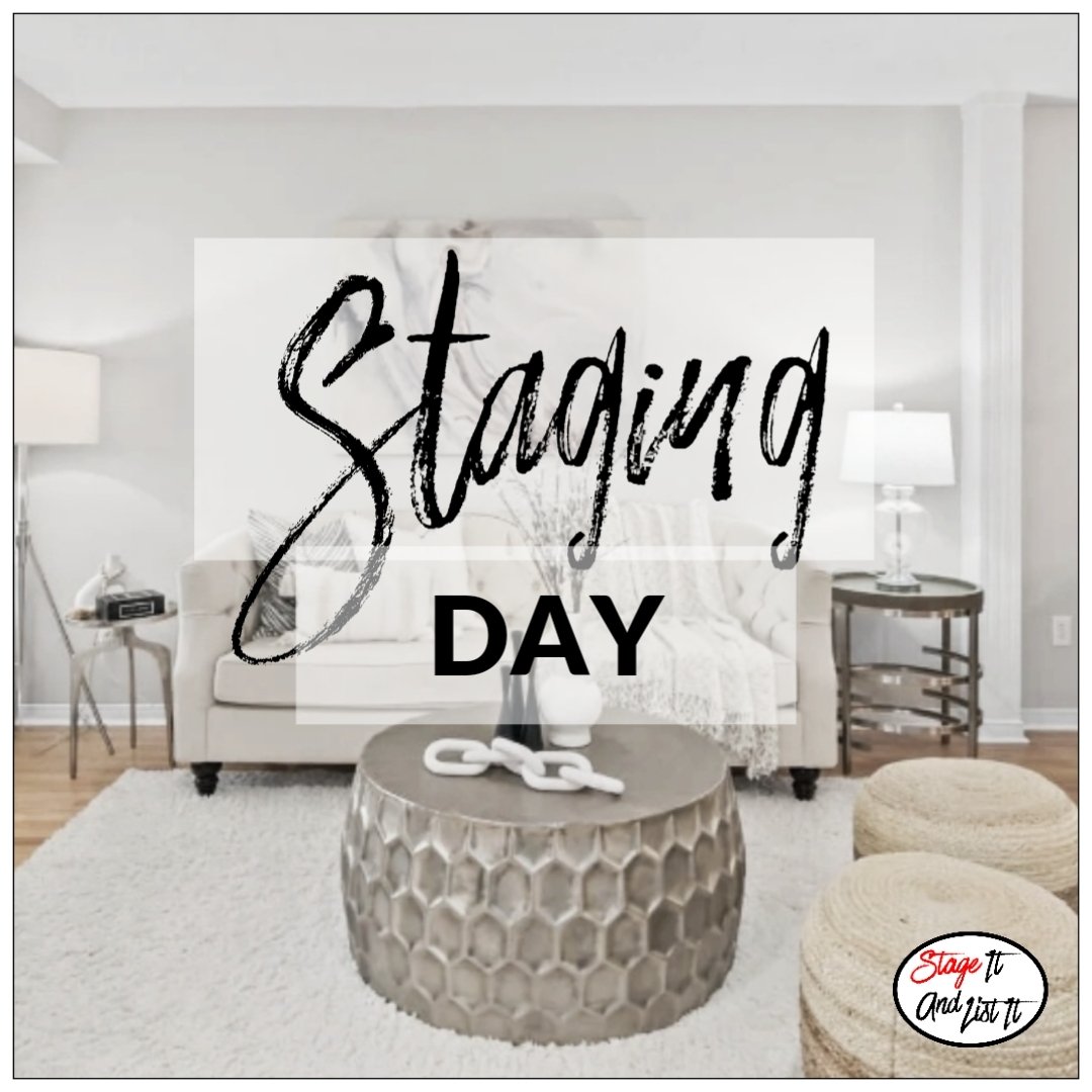 #StagingDay in Pickering ❤️! Detached 2-storey home in desirable Pickering location being styled as we speak. Stay tuned...
.
.
#stageitandlistit #homestaging #stagingsells #staging #staginghomes #realestatestaging #stagedtosell #stagerlife #homestager #stagingworks
