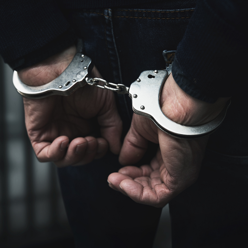 A 17 year old was to appear at court today after being spotted, pursued, arrested then charged with drug and assault charges. The officers were from Redcar & Cleveland's brand new Proactive Team 👮🏼‍♀️ 🚔 More: orlo.uk/QnYYh