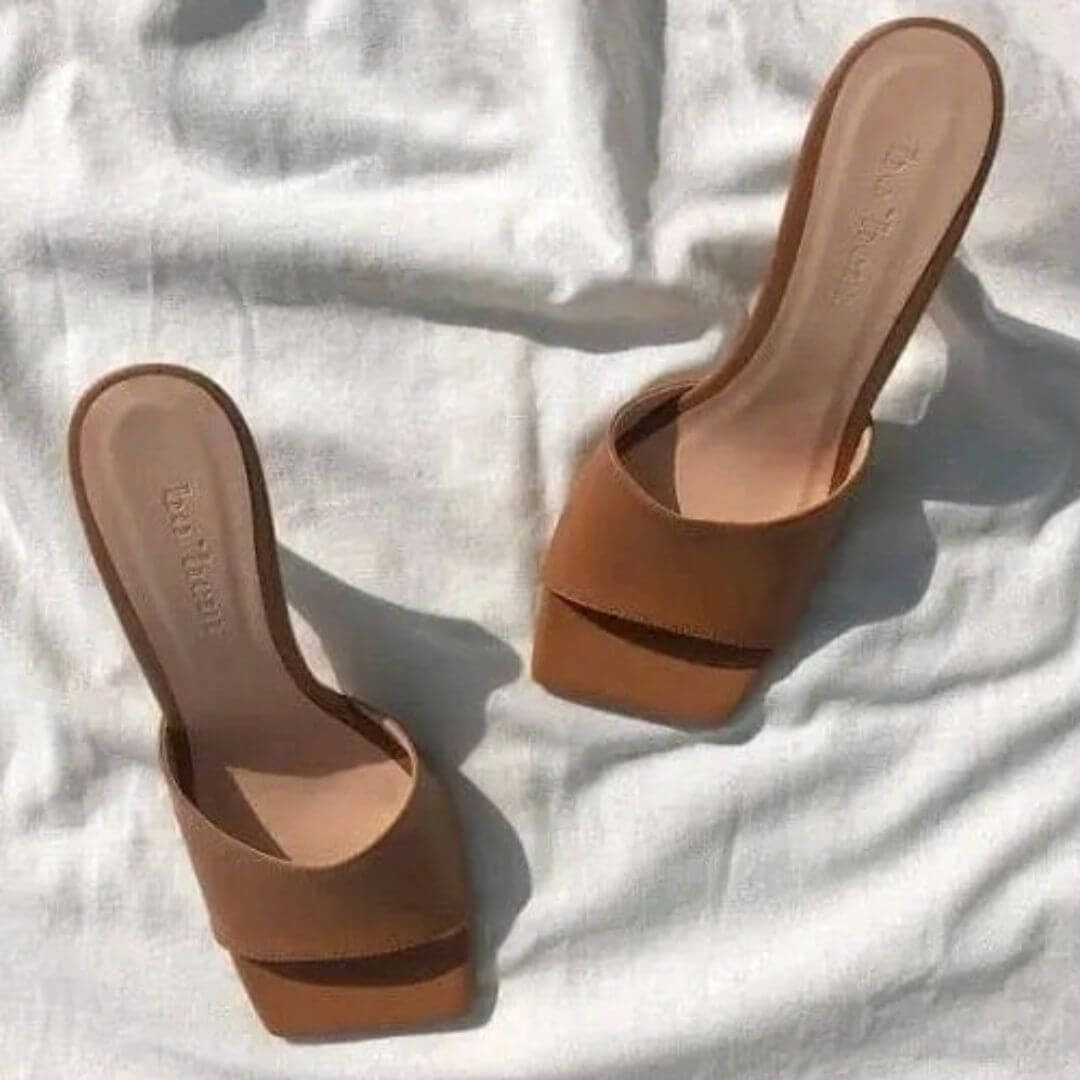 Elevate your look with these gorgeous high heels! 👠 
#HighHeelHustle #ShoeEnvy #StepIntoStyle #HeelEnvy  #FashionForward #ChicAndClassy #shoes #ootd #FashionInspo #fashion #fashionista #instafashion #ropacool57 #ropa_cool_57