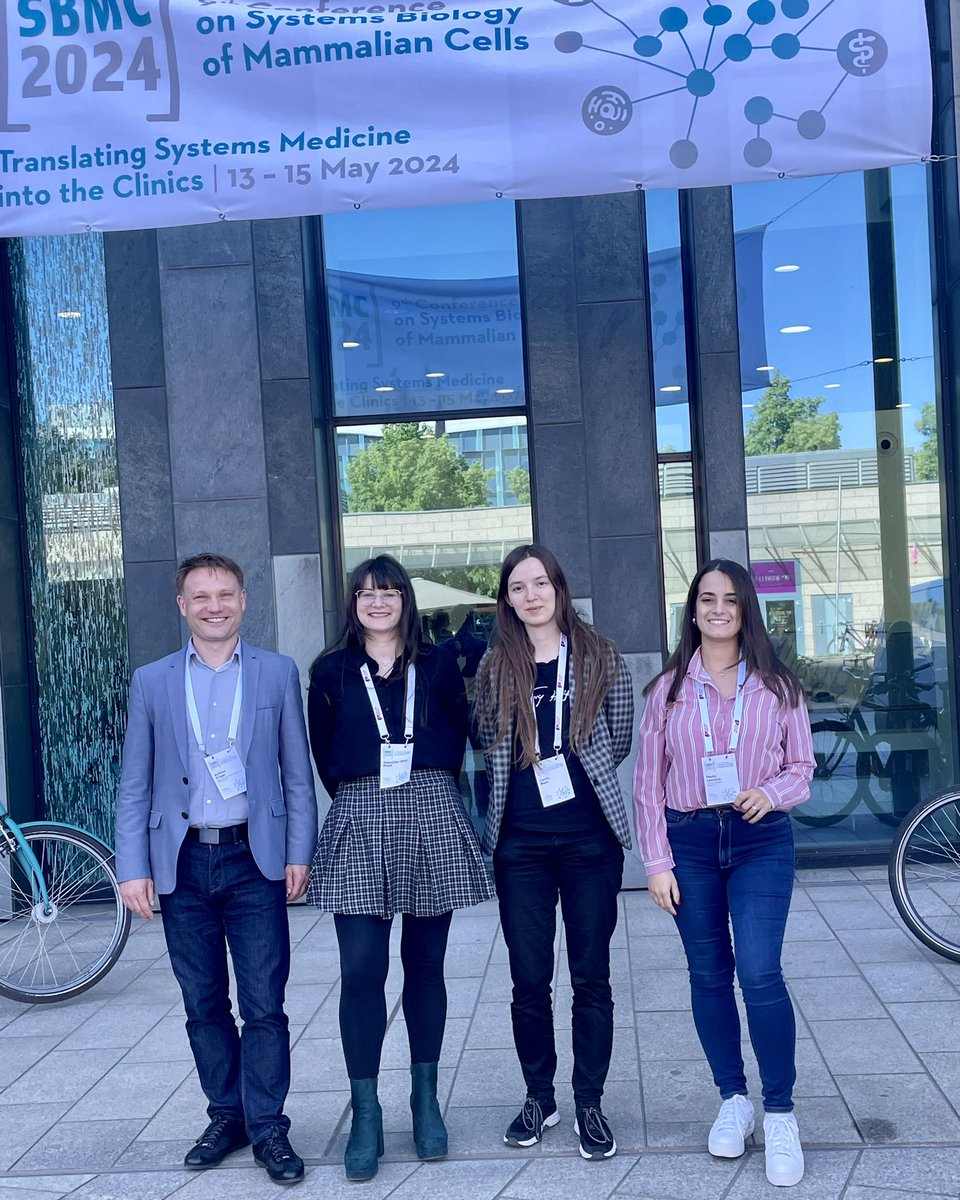 Our research group that is currently split between Halle and Tübingen gathers to join the 9th conference on Systems Biology of Mammalian Cells #SBMC2024 at the University of Leipzig where we present and discuss our research on constraint-based modeling with international experts.