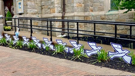 Members of Canisius' Christ the King faith community placed 'I Leave Peace Prints' doves outside the chapel in remembrance of the 10 victims of the 2022 tragic mass shooting at Tops. The doves serve as symbols of peace and hope, and honor those lost to senseless violence. 🕊️