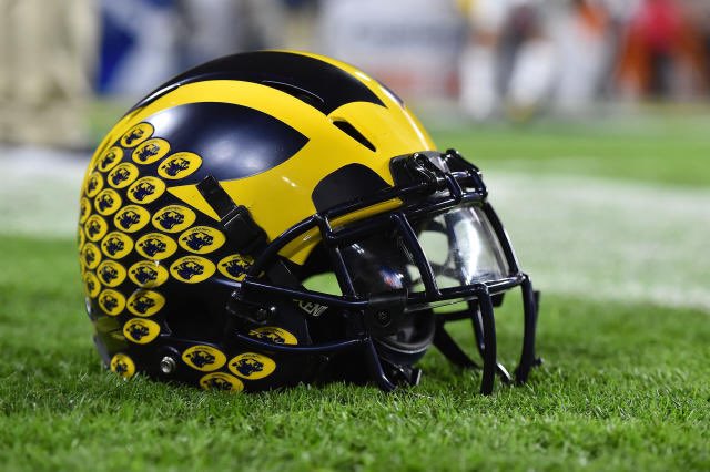 After a great conversation with @CoachLMorgan I am blessed to receive my 19th D1 offer from @UMichFootball ! @AZcoachHenri @DEdgeFootball
