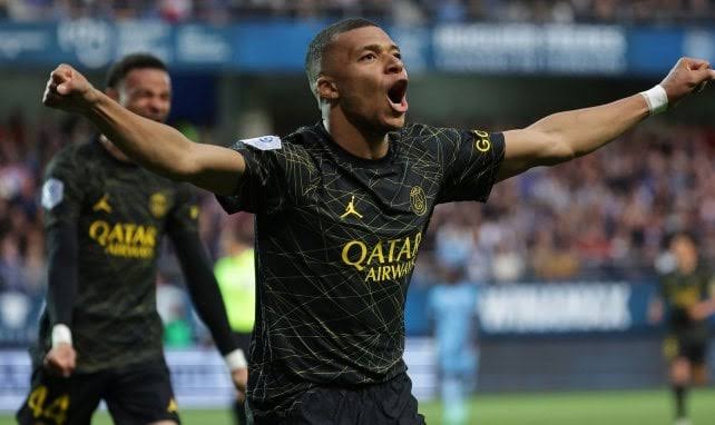 Confirma fichaje 🇨🇵 ⚽ 🇪🇦 Kylian Mbappé será nuevo jugador del Real Madrid, adelantó Javier Tebas, presidente de la liga española al diario Olé. Se espera que los Merengues hagan oficial el movimiento, en contrato por 5 temporadas.