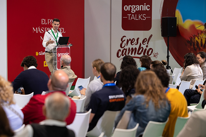 You can now check out the seminar program for Organic Food and Eco Living Iberia 2024! ➡️ organicfoodiberia.com/seminars/

🗣️ A combination of round tables, presentations, and debates led by the most distinguished personalities in the organic industry.

🎟️eventdata.uk/ES_Visitor/OFI…