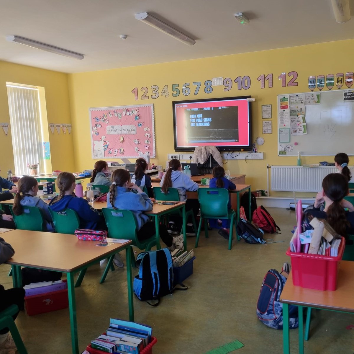 🚲💡 Road Safety Matters! Students at St Mary's NS Stokestown, Roscommon understand the importance of road safety after their recent road safety talk. Want your school to learn too? Our educators offer FREE visits! Email educationservice@rsa.ie to book. #VisionZero