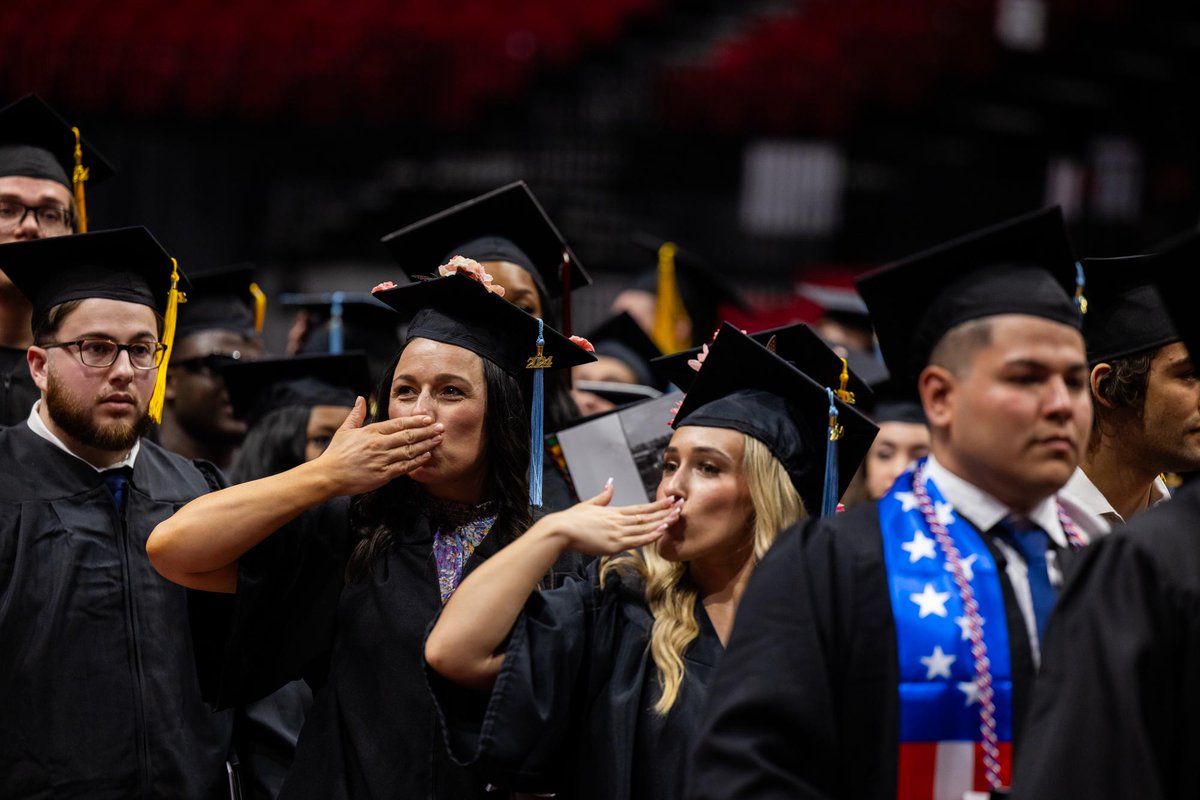 Still feeling all the love for our new #NIUGrad Huskies! 🤗❤️🖤