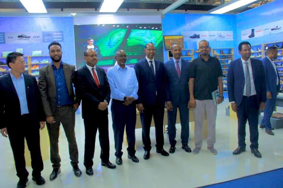 The Minister of Health Development @HassanGafadhi who has been in Addis-Ababa recently had the Vice President of Ethiopia and other senior ethiopian ministers.