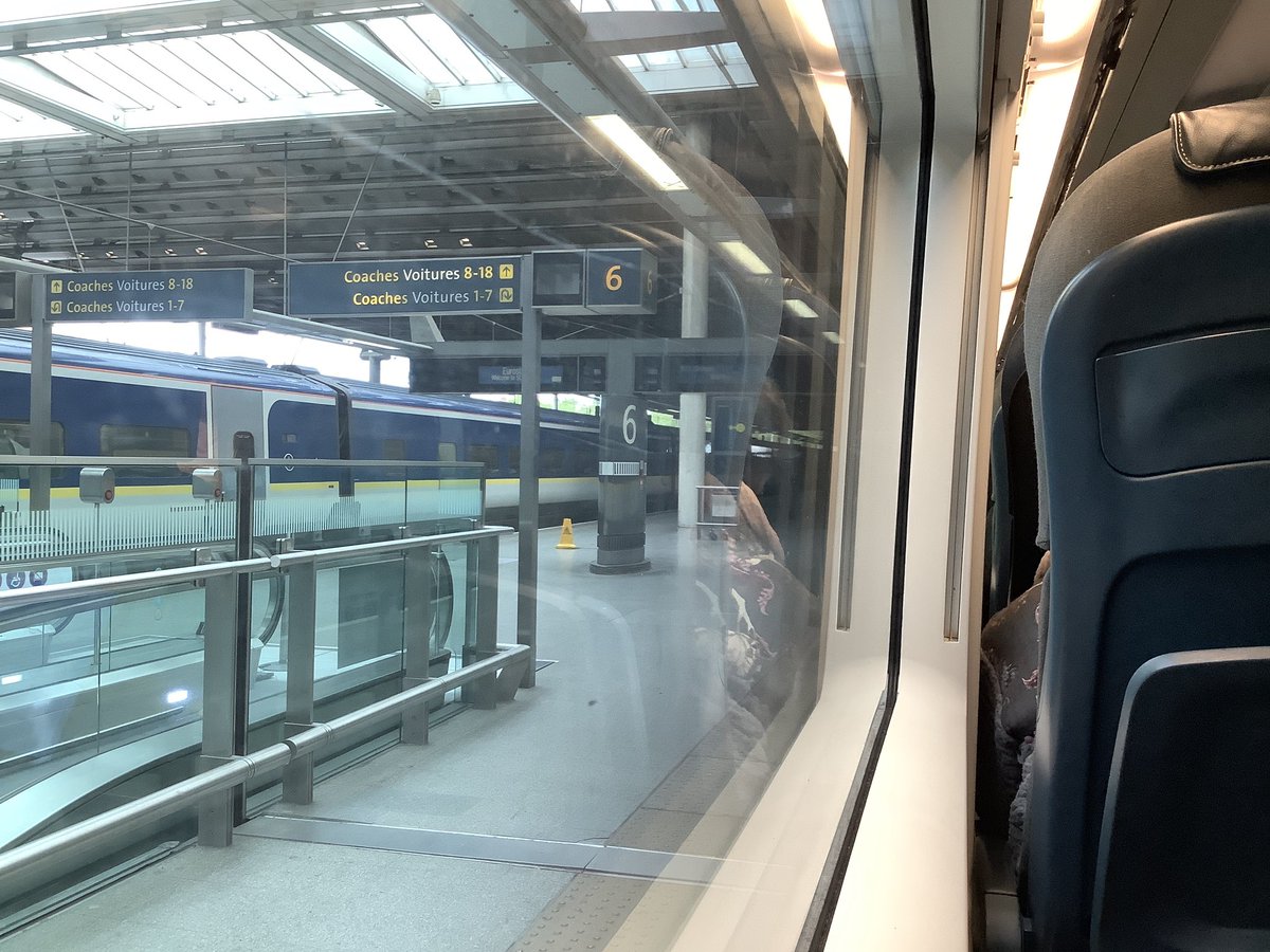 Finally I am on an Eurostar. 15:04 train instead of 9:01. Eurostar staff were helpful both online and in person. Thank you! 
Now just leaving Lille. Changing at Brussels, then Antwerp. Tomorrow I I’ll visit the zoo to see koalas and tapirs! 
Thank you, everyone! 💗