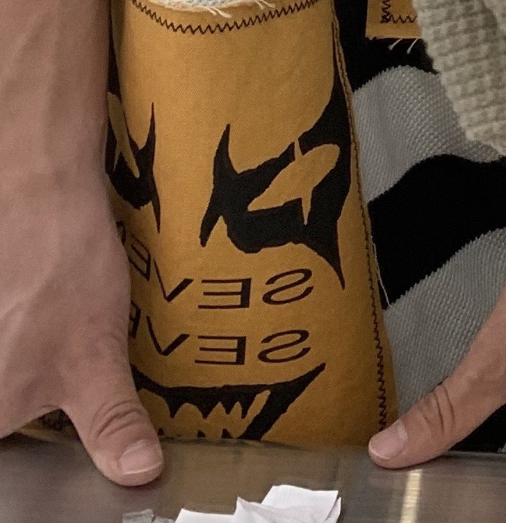 챙밤 맞네 엄지 여전함｡