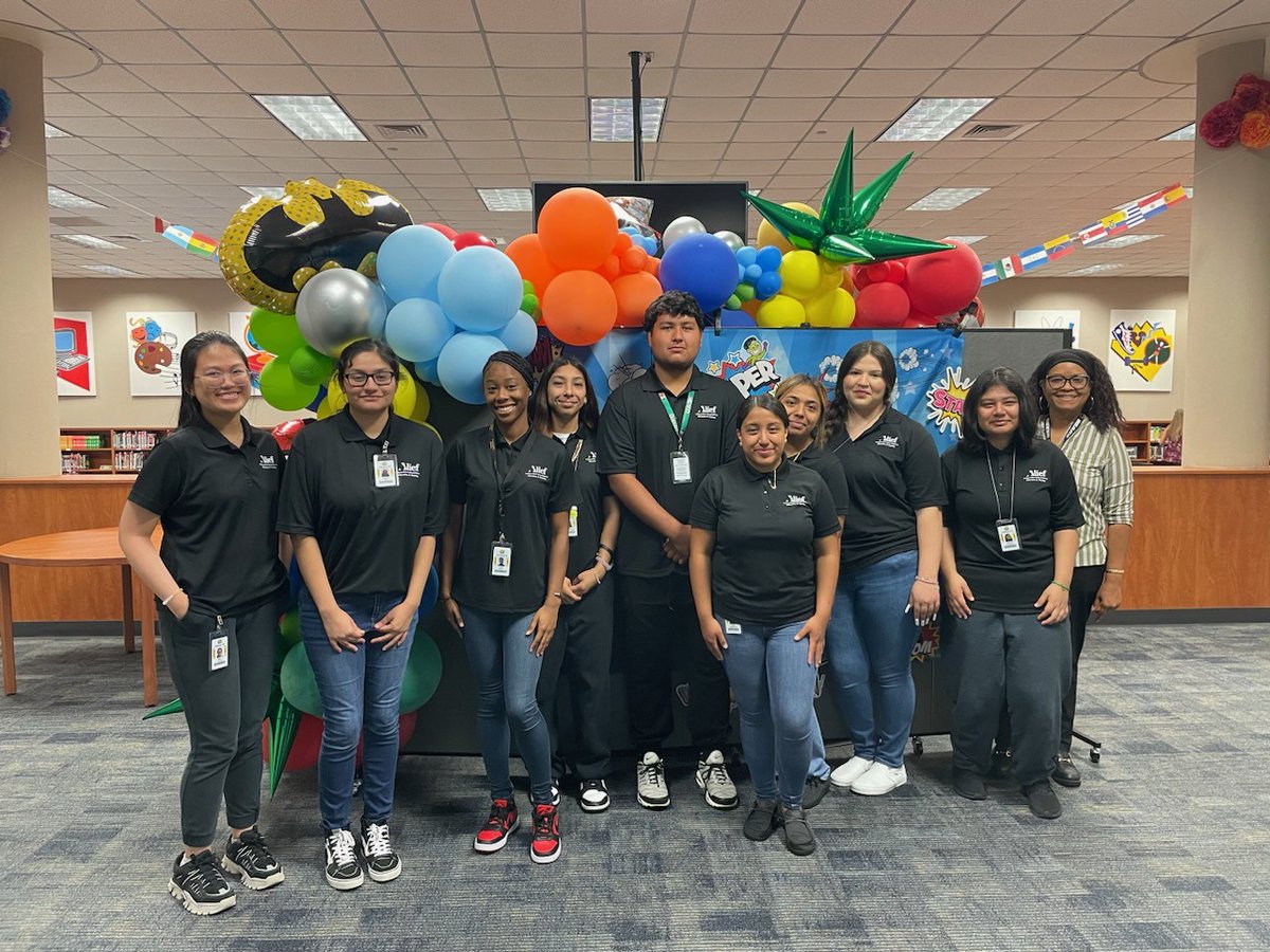 I am honored to introduce the Hastings Class of 2024's TEA certified Educational Aides! Thank you Ms. Coleman @diaz_principal for believing in our program and giving them the opportunity to serve as student teachers. @AliefCTE @AliefHastingsHS @AliefISD @mataeagles