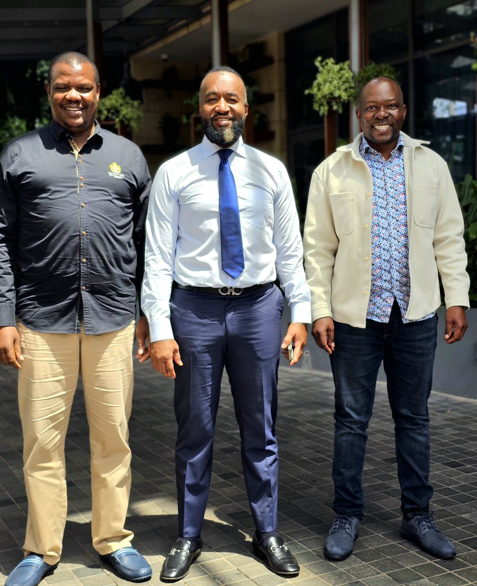 ODM Deputy party leader Hassan Joho poses for a photo with MPs Caleb Amisi and Wamboka Wanami.