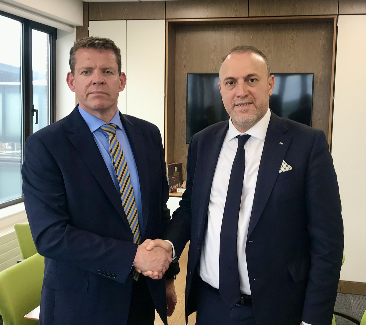 Plaid Cymru has been calling for an immediate ceasefire in Gaza and Israel since last October. I’m thankful for the opportunity to meet Ambassador Zomlot, Head of the Palestinian Mission to the United Kingdom, 1/4