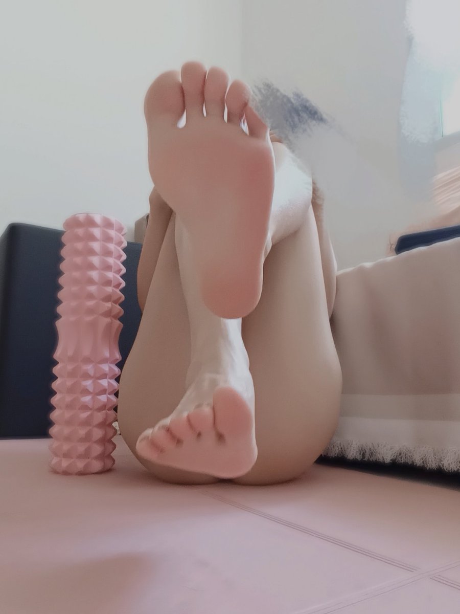 这是臭脚丫子还是玉足？