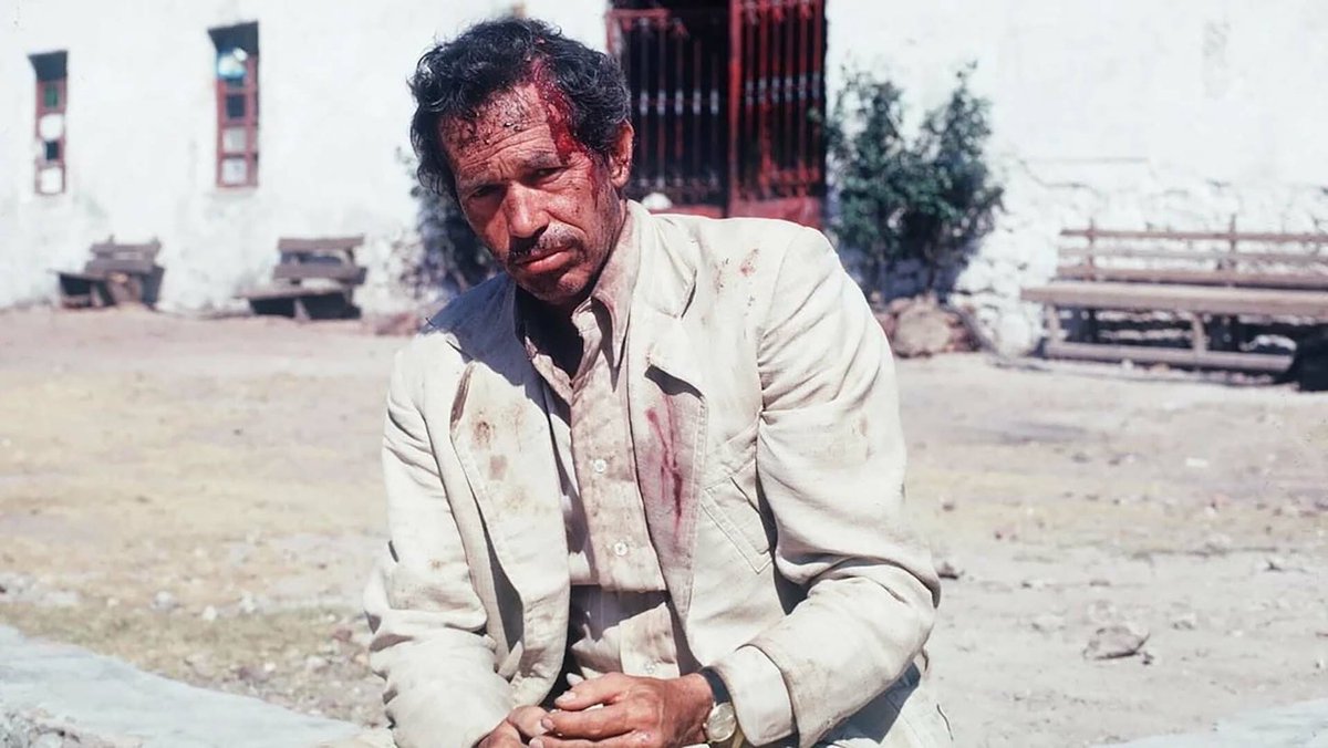 Houston! Join me tomorrow for a screening of BRING ME THE HEAD OF ALFREDO GARCIA - Sam Peckinpah's hyper-violent, hyper-cool '70s showcase for Warren Oates as a hired killer who cuts a swath through the Mexican frontier in search of a bounty. Get ready! drafthouse.com/houston/event/…