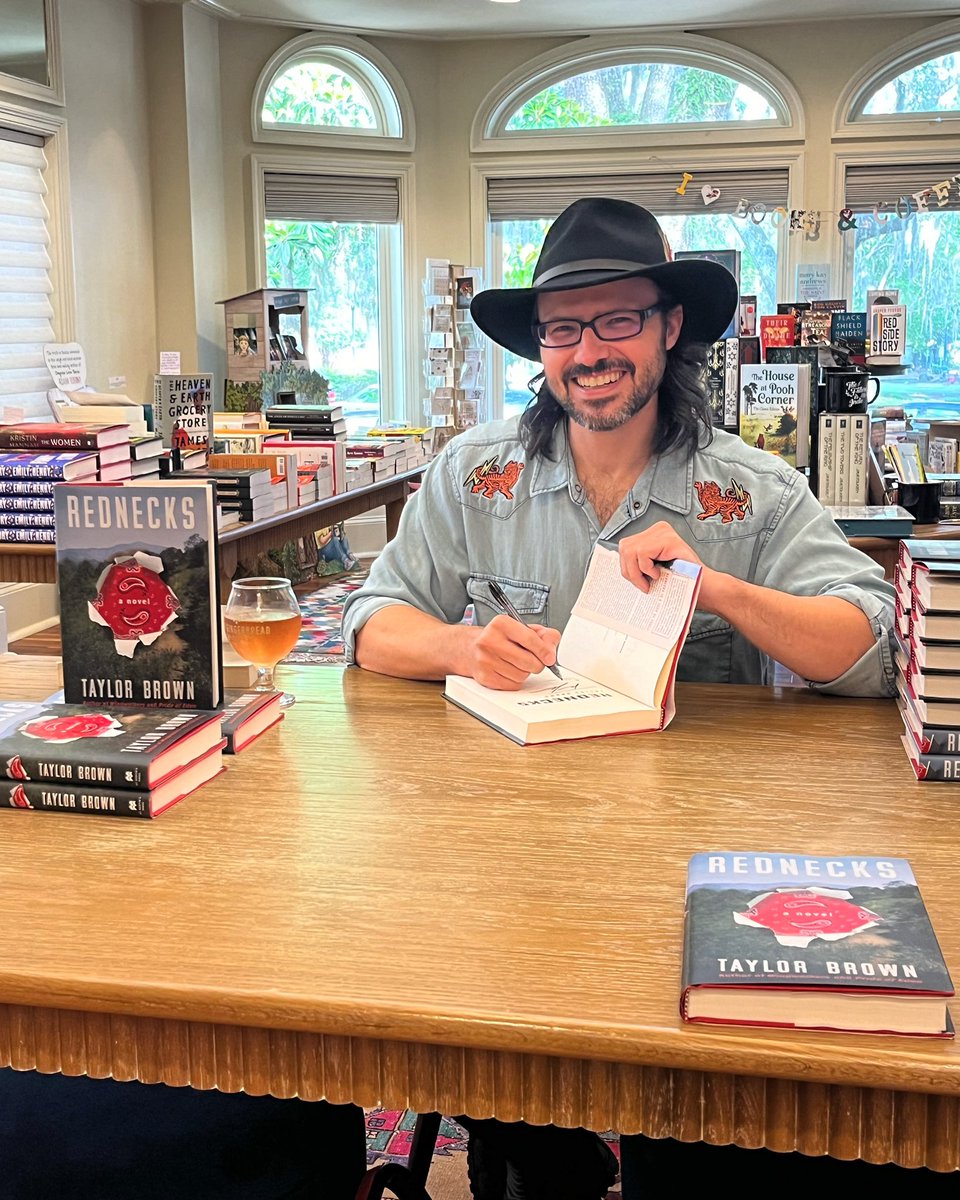 Pub day for REDNECKS! 🧨💥 I’d be so grateful if y’all considered grabbing a copy — let’s get the story of Blair Mountain out into the world! read.macmillan.com/lp/rednecks/ Thank you to my team at @StMartinsPress & to @BitterSouth for supporting this story from early on. Y’all rock!