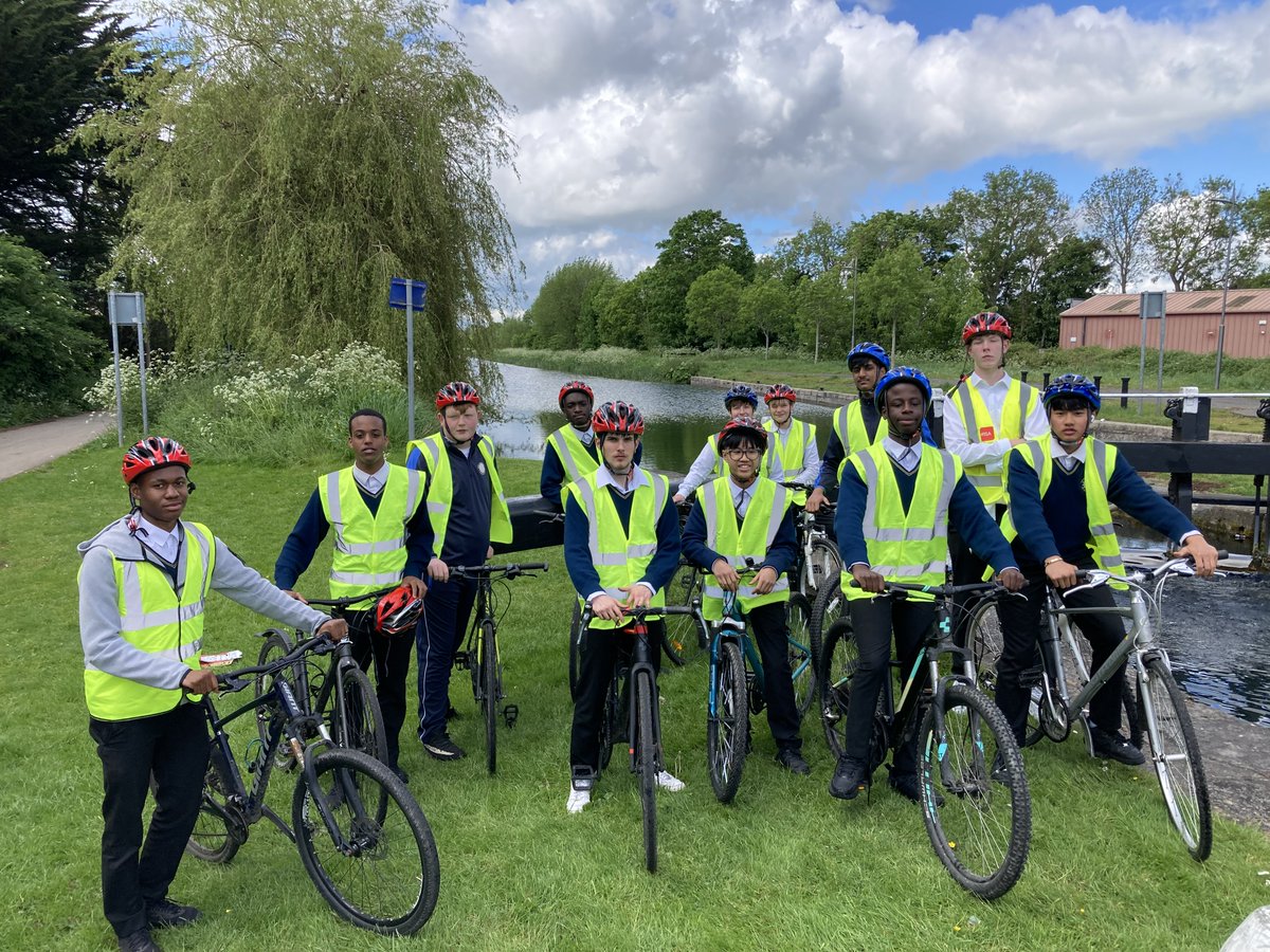 We got out for a lovely cycle today along the Grand Canal to help mark and celebrate national bike week. #BikeWeek #SustainableTransport #SDGsIRL #CTrides #NationalBikeWeek #BikeWeek #BikeAdventures #HealthyLiving #ActiveTransportation @GreenSchoolsIre