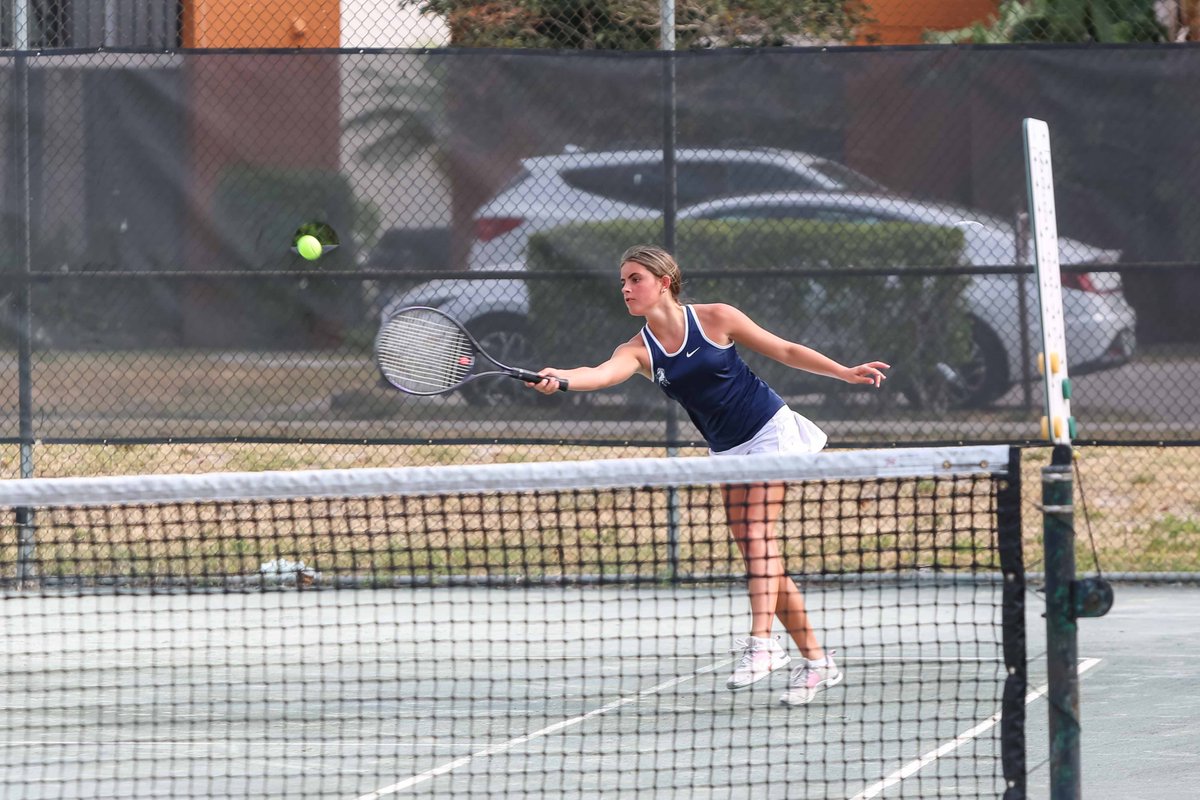 UnityDelray's tweet image. 🎾💪 Despite a tough fight at the championship game yesterday, our tennis athletes showcased immense strength and resilience on the court. We&apos;re immensely proud of their unwavering commitment and teamwork! Great job, Mustangs! 🌟👏 #TeamSpirit  #TennisSeason #UnitySchool