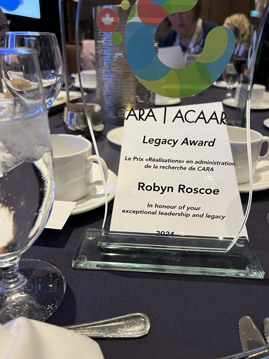 robynroscoe's tweet photo. I was thrilled and honoured to receive the @cara_acaar Legacy Award last night at #CARA2024, as the longest serving @MohawkCollege faculty in the research admin and management programs. A big thank you to the CARA board for this award and to all the dedicated students in the programs.