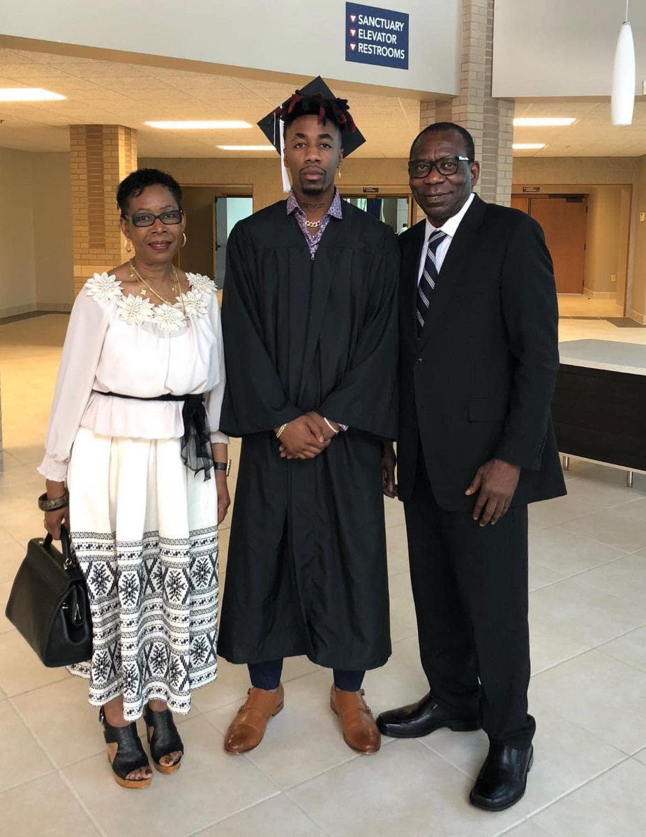 ALL LOVE goes to my parents today. They’ve now been together for 38 years. This was the proudest moment of my life. The day they saw me GRADUATE COLLEGE after going to 3 different universities in 4 and a half years. They were both born in NIGERIA...🇳🇬 My mother was born in Aba