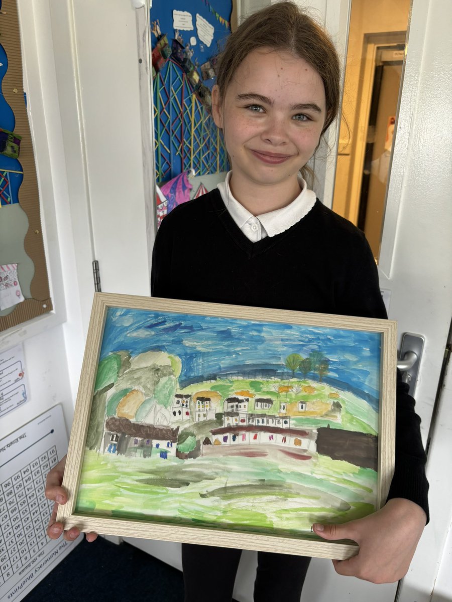 🖼️ We surprised this P6 pupil today by framing her beautiful watercolour painting of Boghall. 🎨 She started it during outdoor Art a couple of weeks ago and put so much effort into finishing it. 💜 We love it! Now to find the perfect spot to hang it in school. @ArtBathgate