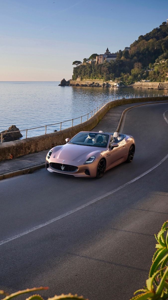 #Maserati 🇮🇹 GranCabrio Folgore