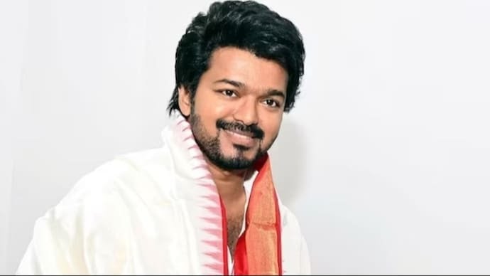 Thalapathy Vijay Locked 🔐 His Political Party TVK's Party Song , Flag &  Symbol .

Any Guess About Party Flag Colour 😉