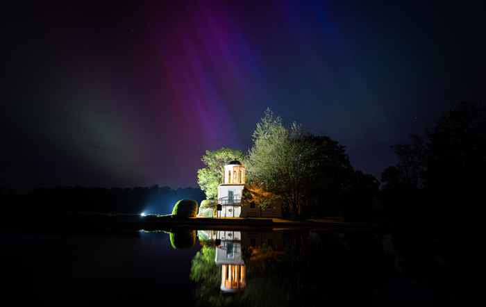 Julian Captures Incredible Aurora With Temple Island - henleyherald.com/2024/05/14/jul… #Henley #aurora