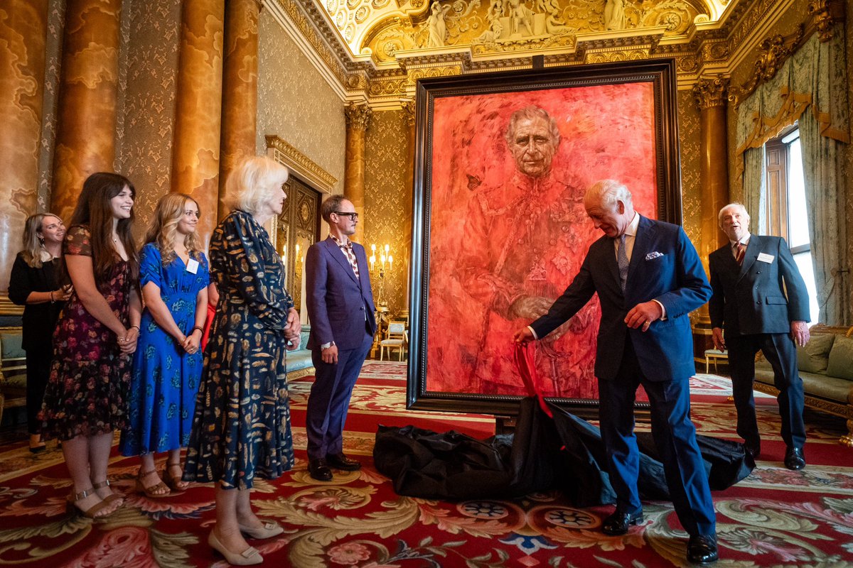 Artist Jonathan Yeo and King Charles III at the unveiling of artist Jonathan Yeo's portrait of the King, in the blue drawing room at Buckingham Palace, London