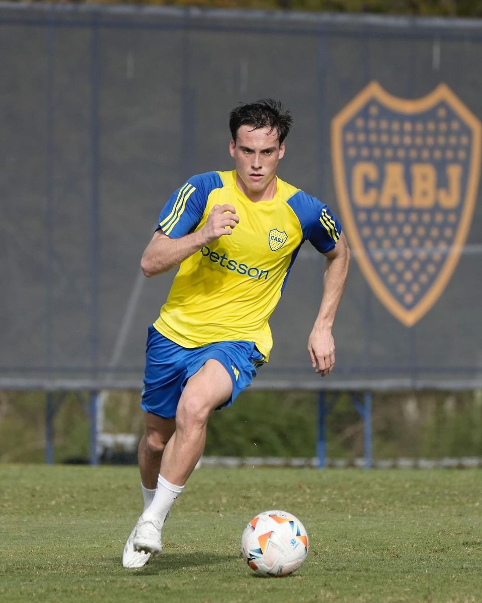 No está descartado: Zenón podría reaparecer ante Fortaleza Jabes Saralegui durante un entrenamiento de Boca Juniors.