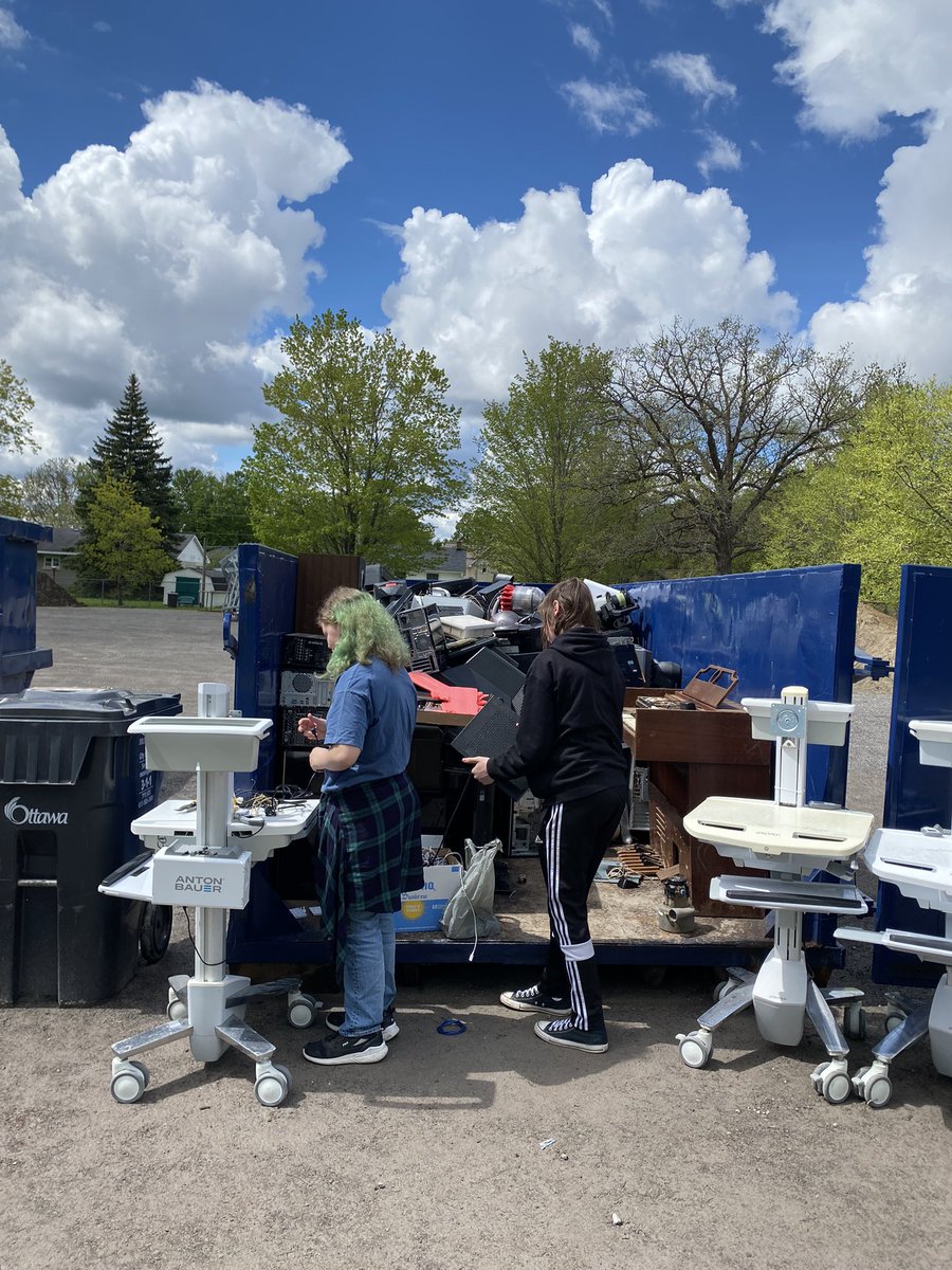 Thank you Carp and surrounding areas! This past weekend’s metals and ewaste collection was another resounding success! You donated 3 bins of metal, 1 bin of e-waste, 1 pallet of batteries and 5 garbage pails of insulated copper wire!  We do it all again in October after the Fair