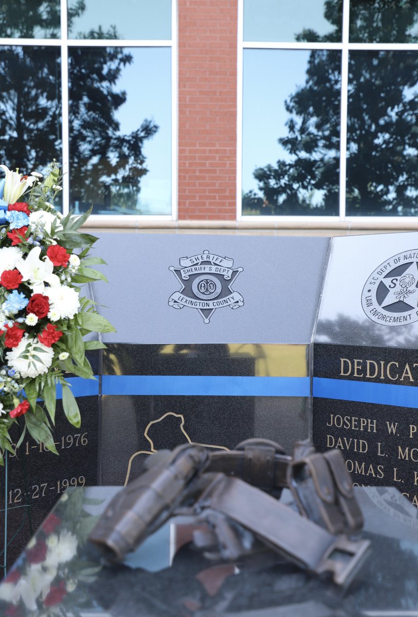 Lexington Sheriff tweet media