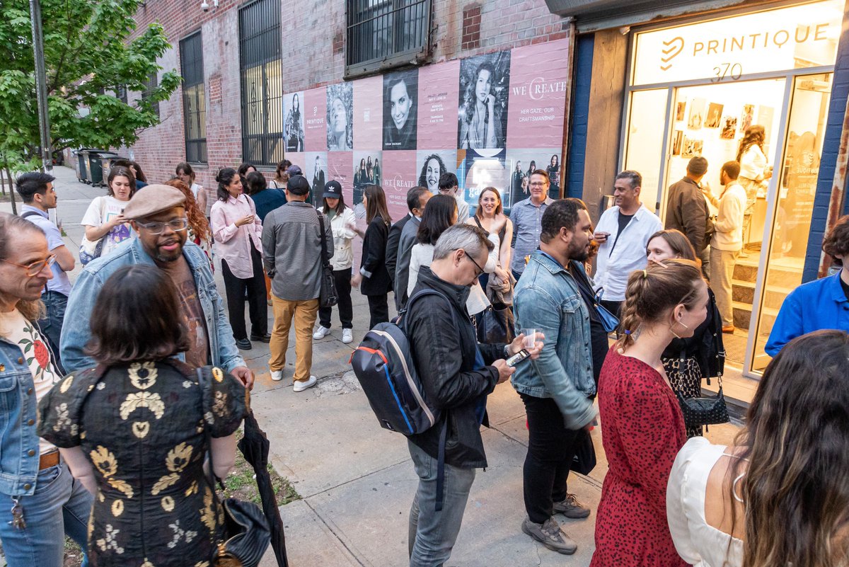 Spotted at WeCreate exhibition: @lindsayadler @AnyaAnti and so many more! 
Throwback to our extravaganza of an opening 🤍