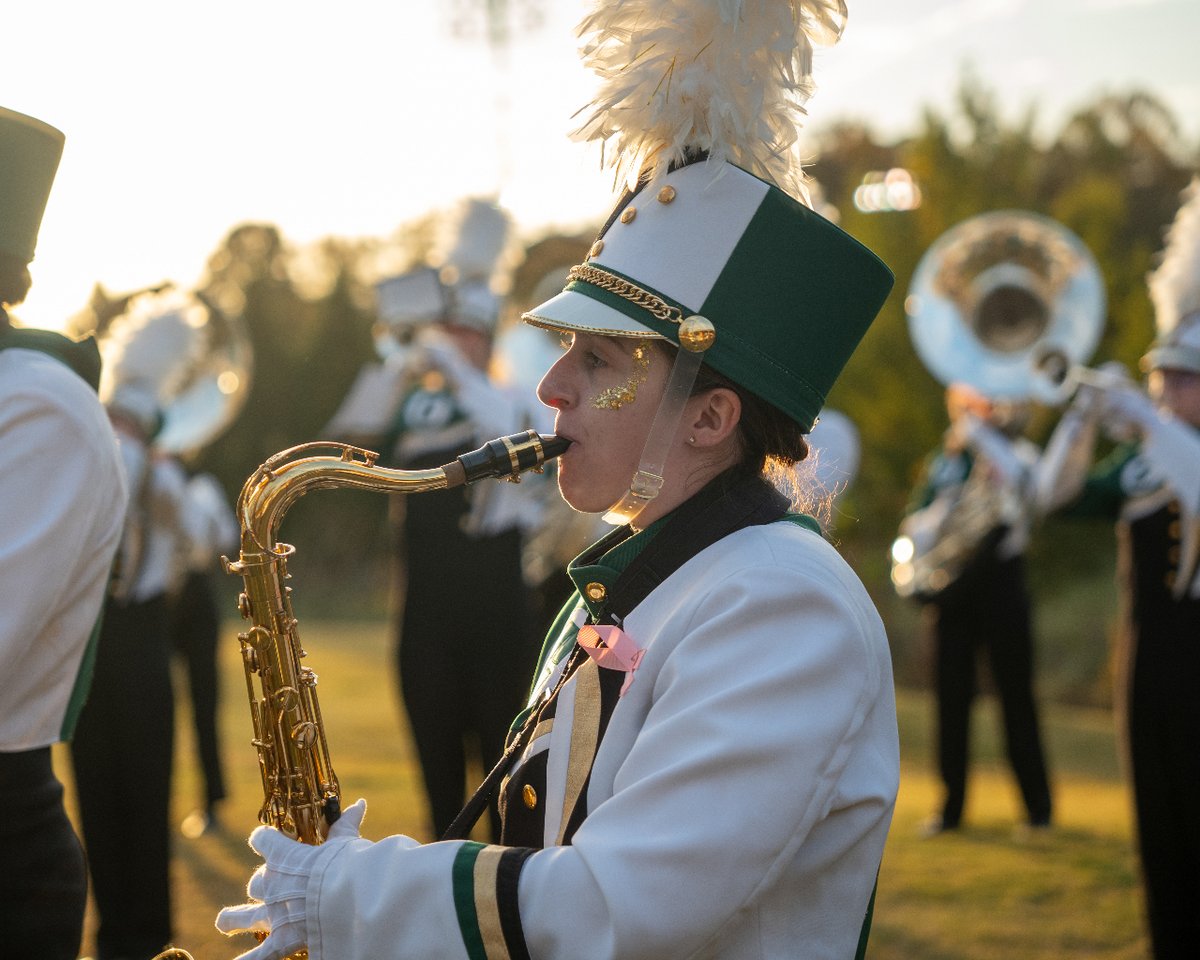 PNNMB's tweet photo. SECTION SPOTLIGHT: This week, we're putting the spotlight on our tenor saxophone section! Dive into their rich melodies and passion for musical expression. Join us in celebrating their talent! #TenorSaxophone #SectionSpotlight #PNNMB #UNCCharlotte https://t.co/tAGq5pU14x